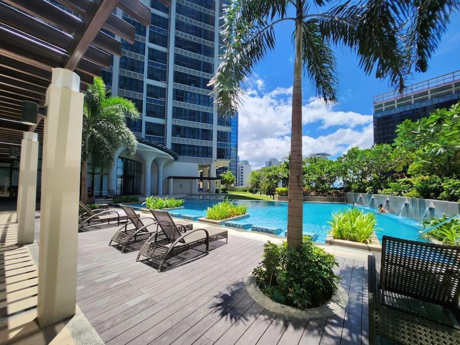 מנילה Luxestaysmnl Coastal Chic Netflx 380Mbps Pool Bgc מראה חיצוני תמונה