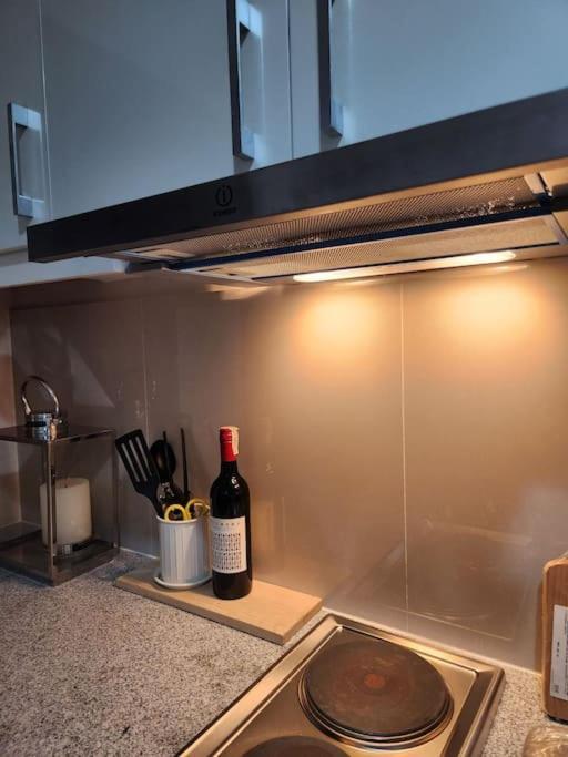 מנילה Luxestaysmnl Coastal Chic Netflx 380Mbps Pool Bgc מראה חיצוני תמונה